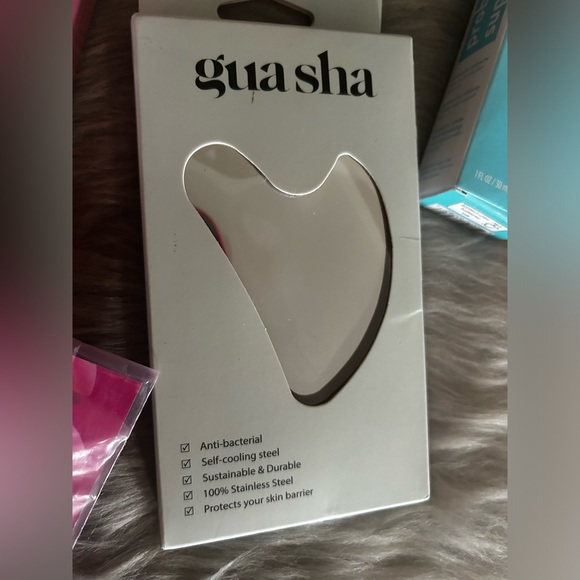 NEW - make up & skincare bundle - Picture 9 of 9